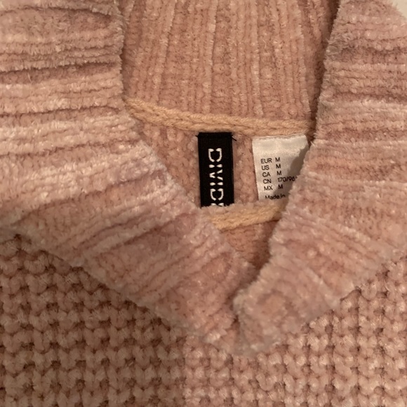 Knit sweater - Picture 2 of 3